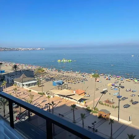 Primera Linea Playa. شقة فوينخيرولا